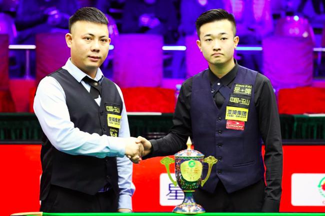 他一度在回 他一度在回