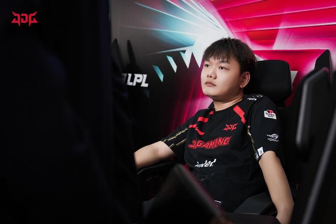 加盟利雅得 加盟利雅得