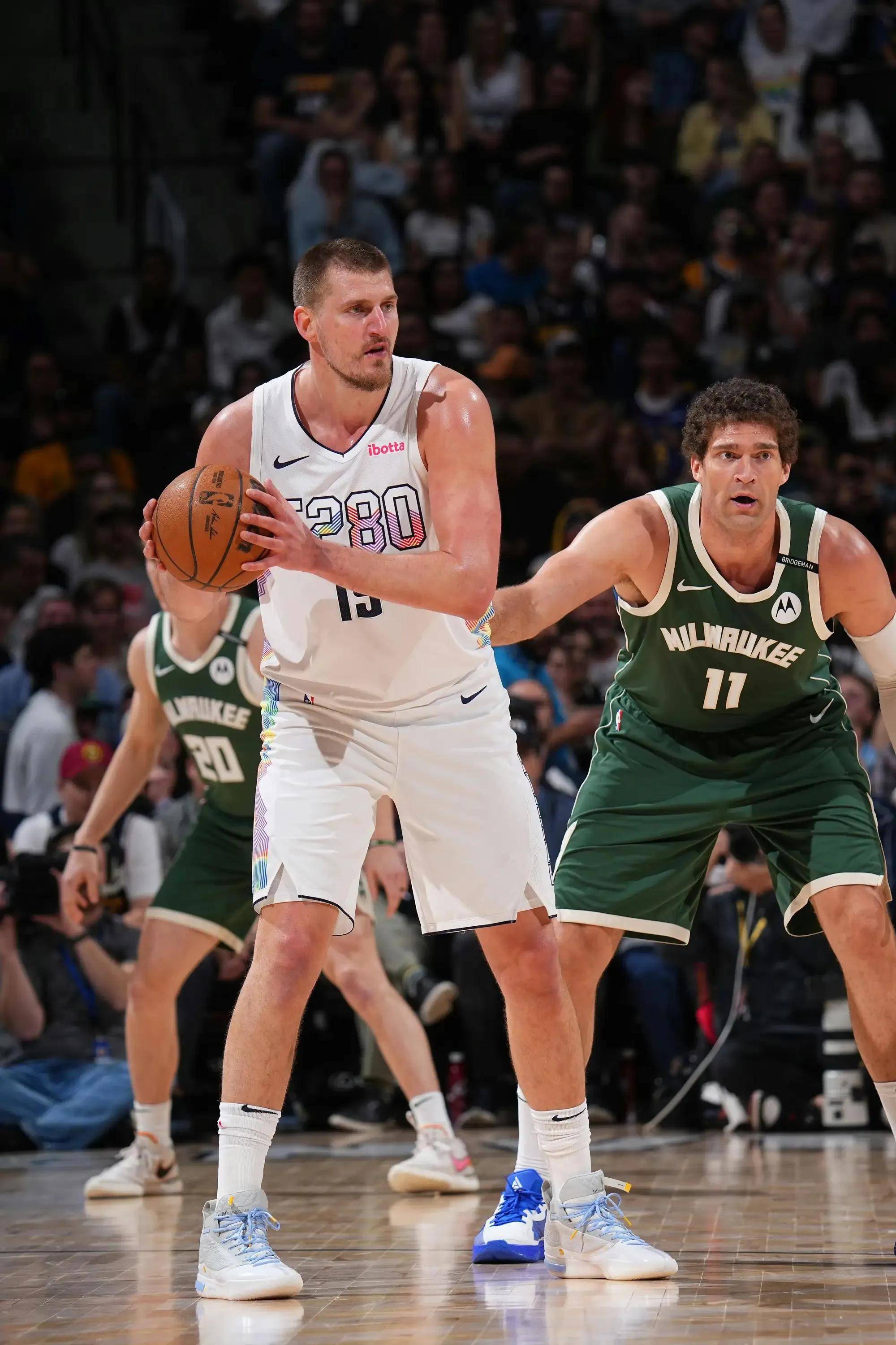 小组赛中 小组赛中