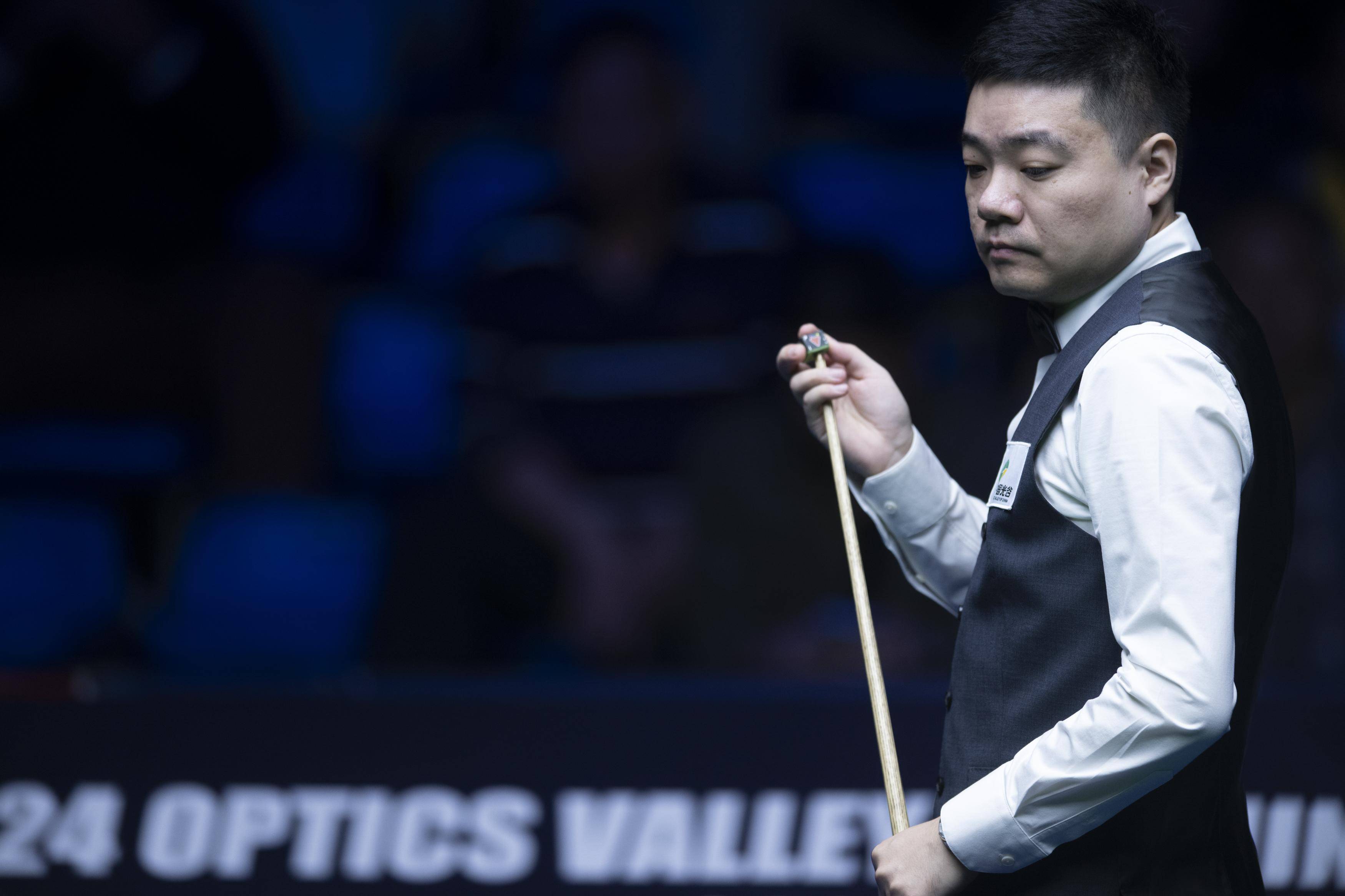 利暴露出了 利暴露出了