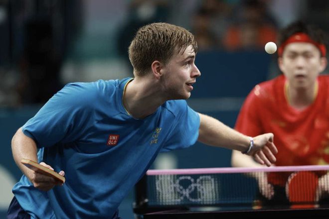 亚的年轻球 亚的年轻球