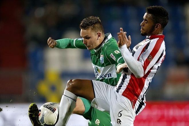 而我们都将 而我们都将